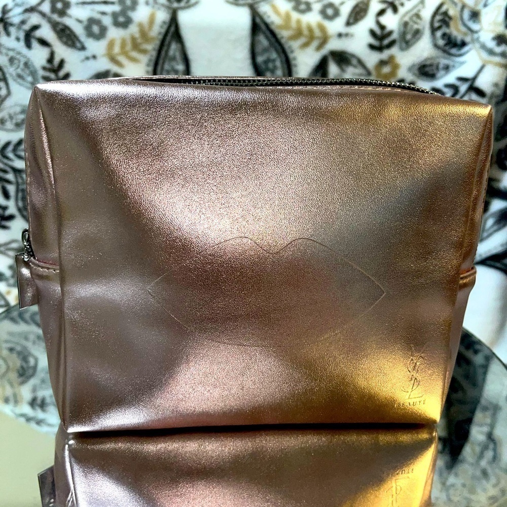 Yves Saint Laurent Beauté Pouch Rose Gold - Picture 10 of 10